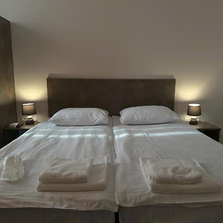 Bina N28 Hotel Kutaisi Ngoại thất bức ảnh