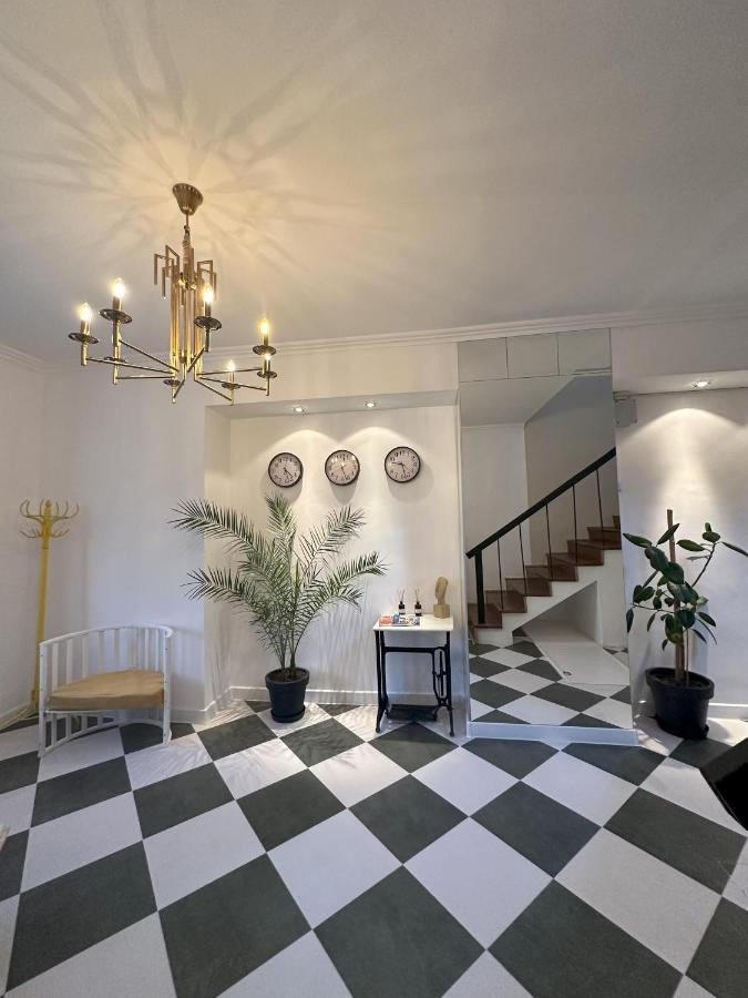 Bina N28 Hotel Kutaisi Ngoại thất bức ảnh